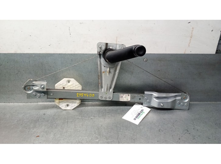 Replacement front right window regulator for Dacia Sandero II (B8_) 1.2 OEM IAM reference 807201999R 807201999R 