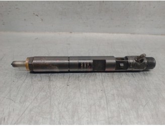 Recambio de inyector para renault clio iii (br0/1, cr0/1) 1.5 dci (c/br0g, c/br1g) referencia OEM IAM 8200676774 EJBR05101D