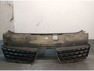 Recambio de rejilla delantera para renault clio ii fase ii (b/cb0) 1.2 referencia OEM IAM 8200083138 8200113999 