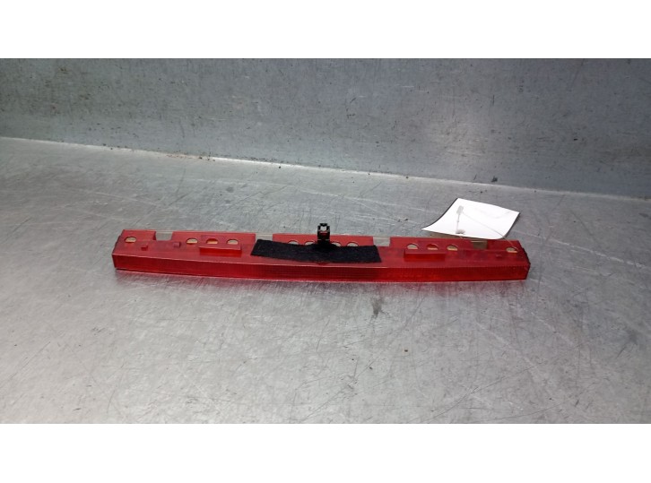 Recambio de luz central de freno para audi a4 berlina (8e) 2.0 16v fsi referencia OEM IAM 8E5945097C 8E5945097C 