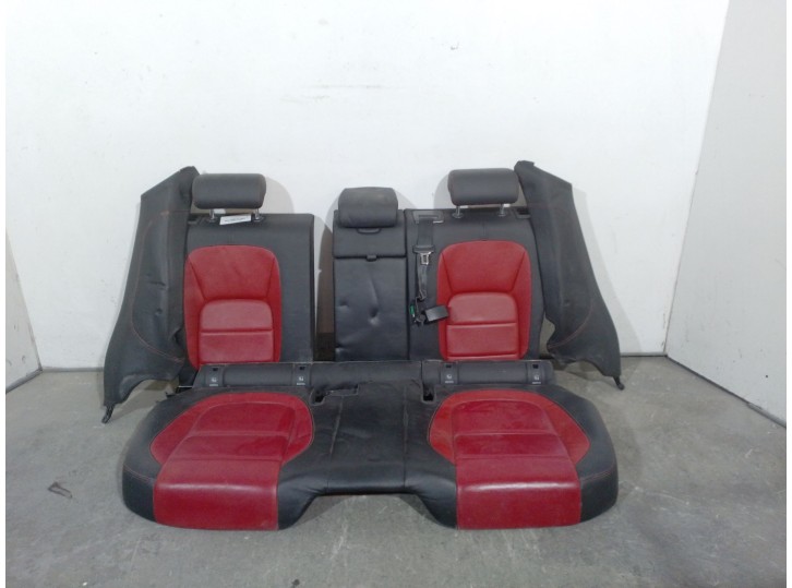 Recambio de asientos traseros para jaguar f-pace (x761) 2.0 td4 referencia OEM IAM T4A8430 T4A8430 