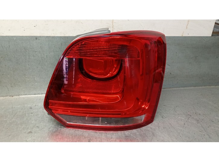 Recambio de piloto trasero derecho para volkswagen polo (6r1) 1.2 referencia OEM IAM 6R0945096P 6R0945096P 