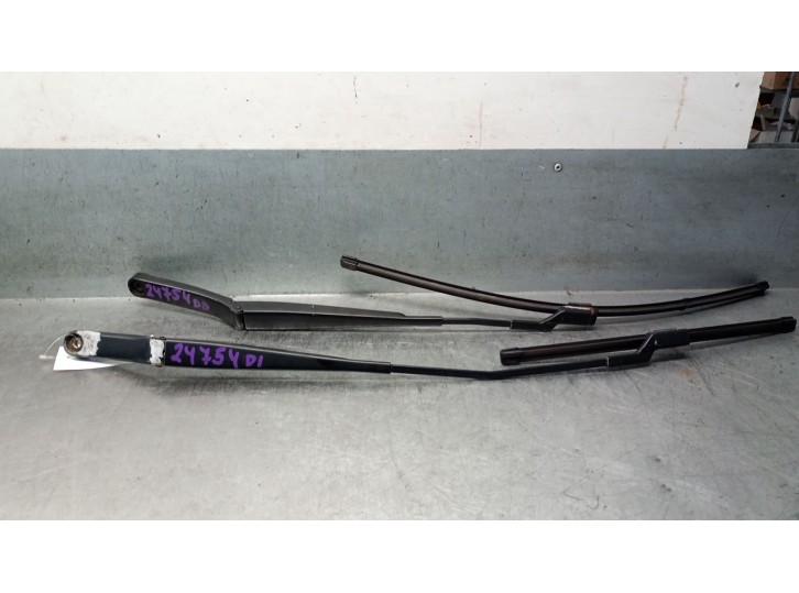 Recambio de brazo limpia delantero derecho para volkswagen polo (6r1) 1.2 referencia OEM IAM 6R2955410A 6R2955410A 