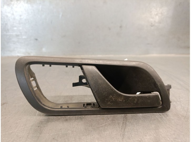 Recambio de maneta interior delantera derecha para skoda fabia familiar (6y5) 1.9 tdi referencia OEM IAM 6Y0837248 6Y0837222 
