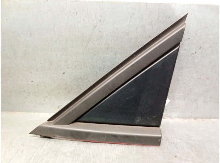 Recambio de molduras delanteras para opel crossland x 1.2 referencia OEM IAM 13482337 13482337 