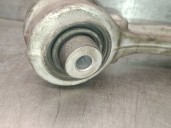 Recambio de brazo suspension superior delantero derecho para dodge journey 2.0 crd referencia OEM IAM HK833084RH T4A1010 