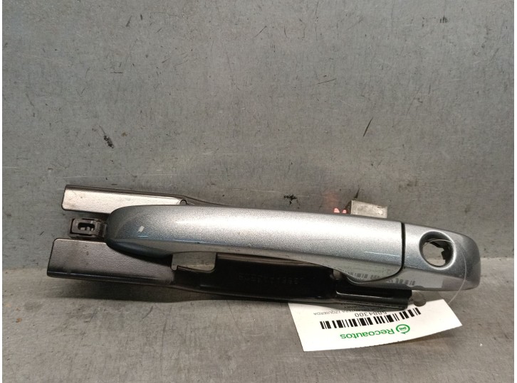 Recambio de maneta exterior delantera izquierda para dodge journey 2.0 crd referencia OEM IAM 865AAA3508 XU57DA4AD 
