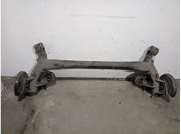 Recambio de puente trasero para hyundai i30 station wagon (pde) 1.0 t-gdi hybrid 48v referencia OEM IAM 55100F2500 55100F2500 