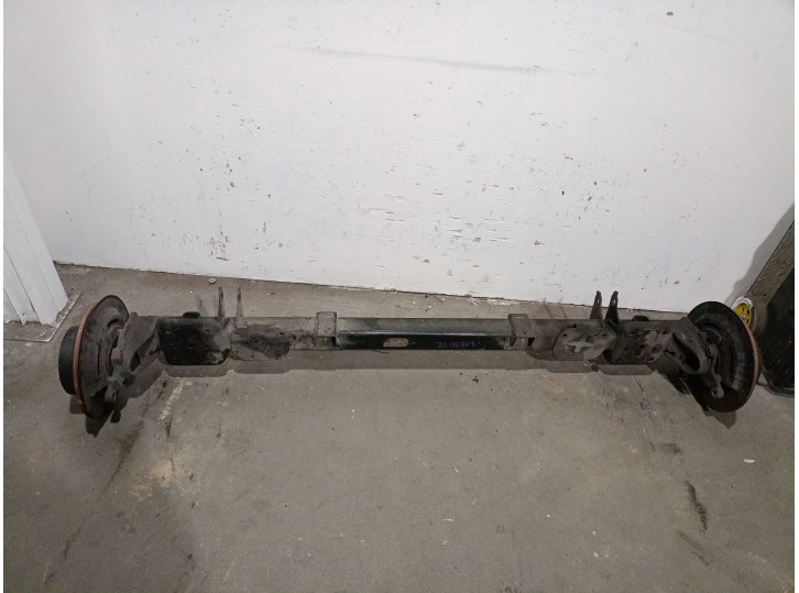 Recambio de puente trasero para renault master iii furgon ma / fm9t / myb23061a3t0 2.3 diesel referencia OEM IAM M9T882 