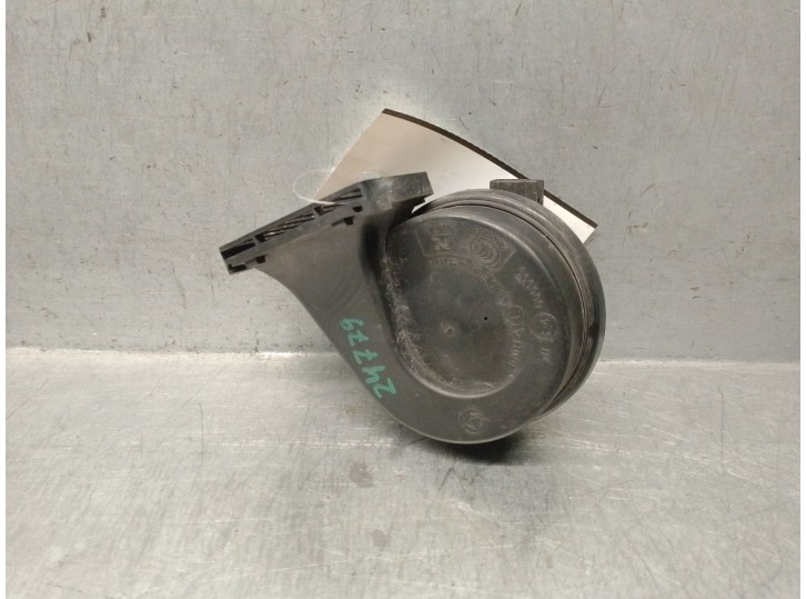Recambio de claxon para opel crossland x 1.2 referencia OEM IAM 13479898 13479898 