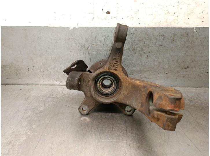 Recambio de mangueta delantera izquierda para peugeot 107 1.0 cat (384f) referencia OEM IAM 432120H010 364688 