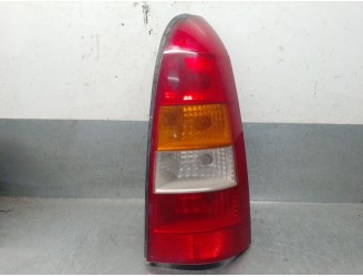 Recambio de piloto trasero derecho para opel astra g caravan 2.0 dti referencia OEM IAM 393032 6223019 