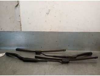 Recambio de brazo limpia delantero derecho para saab 9-5 station wagon (ys3e) 2.0 t referencia OEM IAM 56671828 4832374 