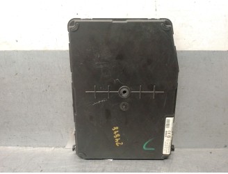 Recambio de caja reles / fusibles para renault scenic ii 1.6 16v referencia OEM IAM 8200309693 S118400310L