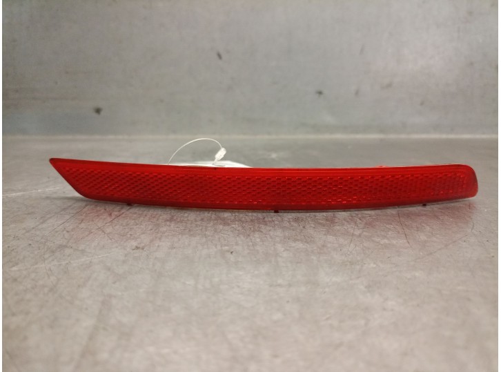 Recambio de piloto trasero derecho paragolpes para citroën c4 cactus 1.2 thp 110 referencia OEM IAM 9682417980 6340G1 