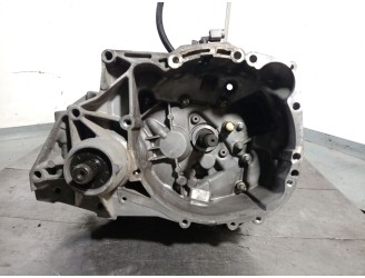 Recambio de caja cambios para dacia sandero ii (b8_) 1.2 referencia OEM IAM JH3090 320104106R D702122
