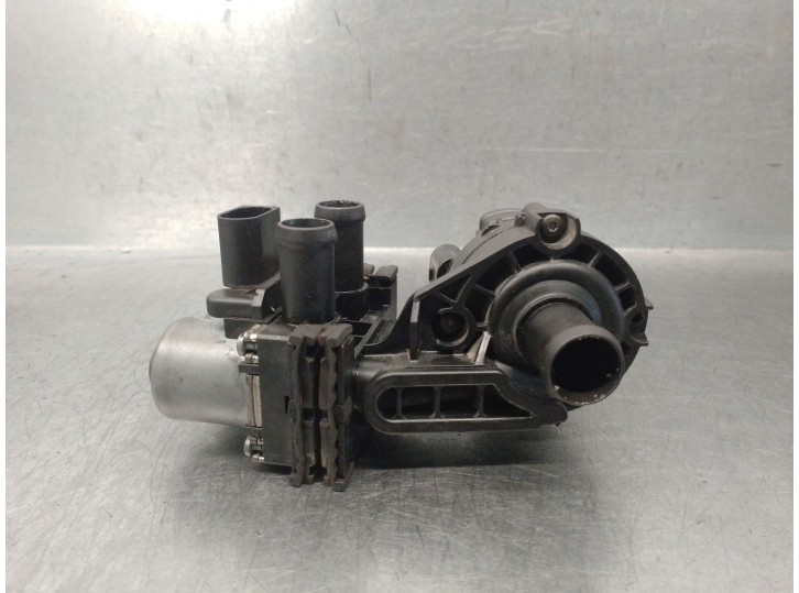 Recambio de valvula intercambio de calefaccion para audi a6 c6 (4f2) 2.4 referencia OEM IAM 4F0261807 4F0261807 0392023007