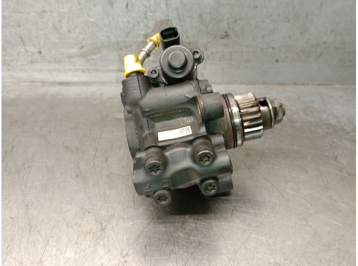Recambio de bomba inyeccion para renault master iii furgon ma / fm9t / myb23061a3t0 2.3 diesel referencia OEM IAM 167008683R 167