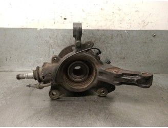 Recambio de mangueta delantera izquierda para renault master iii furgon ma / fm9t / myb23061a3t0 2.3 diesel referencia OEM IAM 4