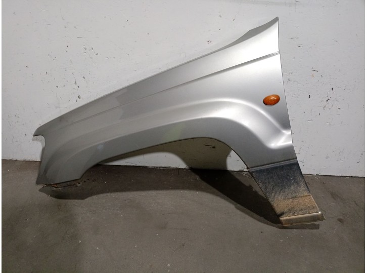 Recambio de aleta delantera izquierda para jeep gr.cherokee (wj/wg) 3.1 td cat referencia OEM IAM 55136583AC 55136583AC 