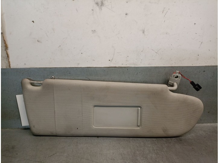 Recambio de parasol derecho para volkswagen transporter t5 furgoneta (7ha, 7hh, 7ea, 7eh) 1.9 tdi referencia OEM IAM 7H5857552B 