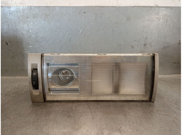 Recambio de luz interior para volkswagen transporter t5 furgoneta (7ha, 7hh, 7ea, 7eh) 1.9 tdi referencia OEM IAM 7H5947105B 7H5