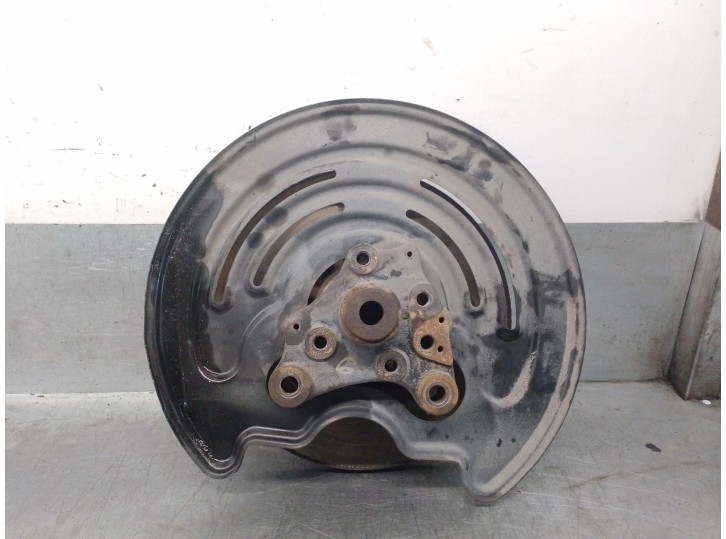 Recambio de mangueta trasera derecha para nissan primastar furgoneta (x83) 1.9 dci 80 referencia OEM IAM 4304000Q0A 4304000Q0A 