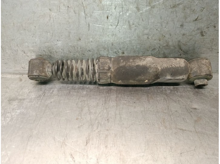 Recambio de amortiguador trasero izquierdo para citroën saxo 1.5 diesel referencia OEM IAM 5206F8 5206F8 