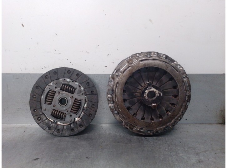 Recambio de kit embrague para peugeot expert furgoneta (222) 2.0 hdi referencia OEM IAM 323042310 2050V3 