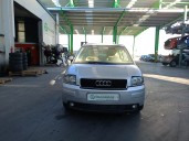audi a2 (8z0) del año 2003