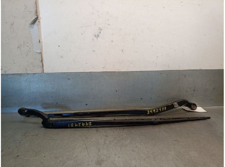 Recambio de brazo limpia delantero derecho para audi a4 b6 avant (8e5) 1.9 tdi referencia OEM IAM 8E1955408A 8E1955408A 