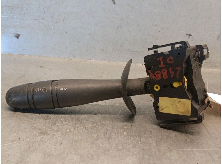 Recambio de mando luces para nissan primastar furgoneta (x83) 1.9 dci 80 referencia OEM IAM 7701048913 2554000QAC 