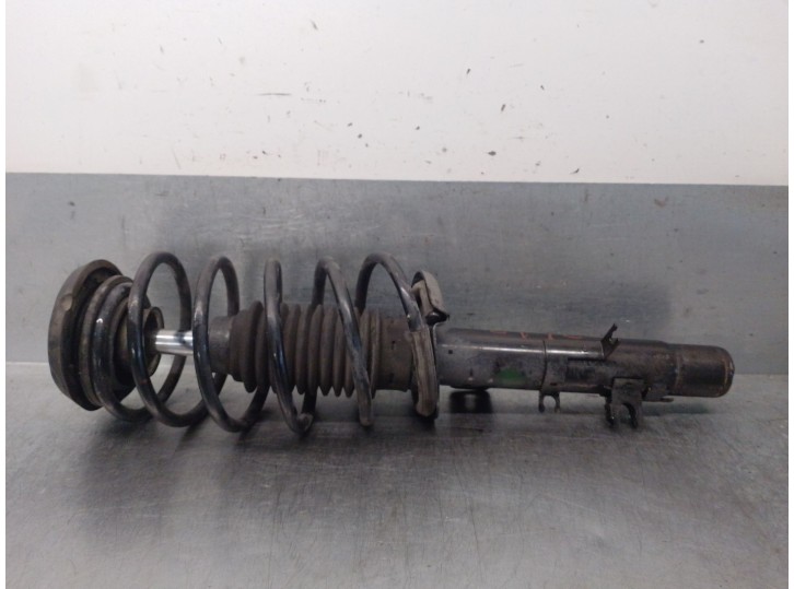 Recambio de amortiguador delantero derecho para citroën c3 i (fc_, fn_) 1.4 hdi referencia OEM IAM 334827 5202TC 