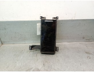 Recambio de reposavasos para jaguar f-pace (x761) 2.0 td4 referencia OEM IAM GX63F048196AA T2H3071 