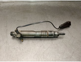 Replacement injector for Seat Cordoba Vario (6K5) OEM IAM reference 028130201R 028130201R 