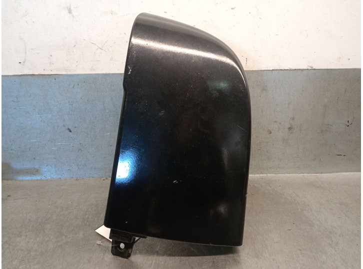 Recambio de molduras traseras para nissan primastar furgoneta (x83) 1.9 dci 80 referencia OEM IAM 8200229874 7693400QAG 