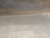 Recambio de molduras traseras para nissan primastar furgoneta (x83) 1.9 dci 80 referencia OEM IAM 8200229874 7693400QAG 