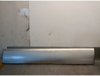 Recambio de molduras traseras para nissan primastar furgoneta (x83) 1.9 dci 80 referencia OEM IAM 8200036093 7685100QAG 