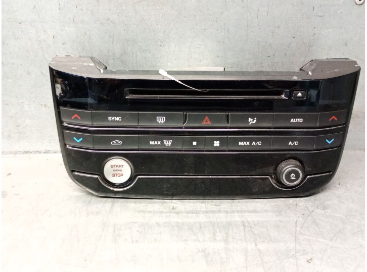 Recambio de mando climatizador para jaguar f-pace (x761) 2.0 td4 referencia OEM IAM HK8318C858JE T4A3329 