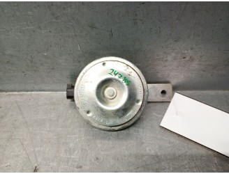 Recambio de claxon para jaguar f-pace (x761) 2.0 td4 referencia OEM IAM BJ3213832BB T2H1324 