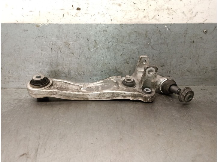 Recambio de brazo suspension inferior delantero izquierdo para jaguar xe (x760) 2.0 d referencia OEM IAM HX733C255 
