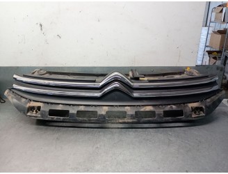 Recambio de rejilla delantera para citroën c3 iii (sx) 1.2 thp 110 referencia OEM IAM 9812063477 98120634XT 