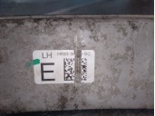 Recambio de mangueta delantera izquierda para jaguar f-pace (x761) 2.0 td4 referencia OEM IAM HK833K186DA T4A3472 