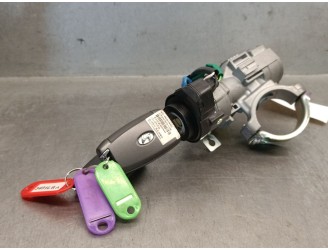 Recambio de conmutador de arranque para hyundai i30 station wagon (pde) 1.0 t-gdi hybrid 48v referencia OEM IAM 81900G2D00 81900