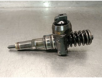 Recambio de inyector para audi a4 b6 avant (8e5) 1.9 tdi referencia OEM IAM 038130073BA 0414720216