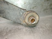 Recambio de brazo suspension superior trasero izquierdo para dodge caliber 2.0 crd referencia OEM IAM 5105271D 