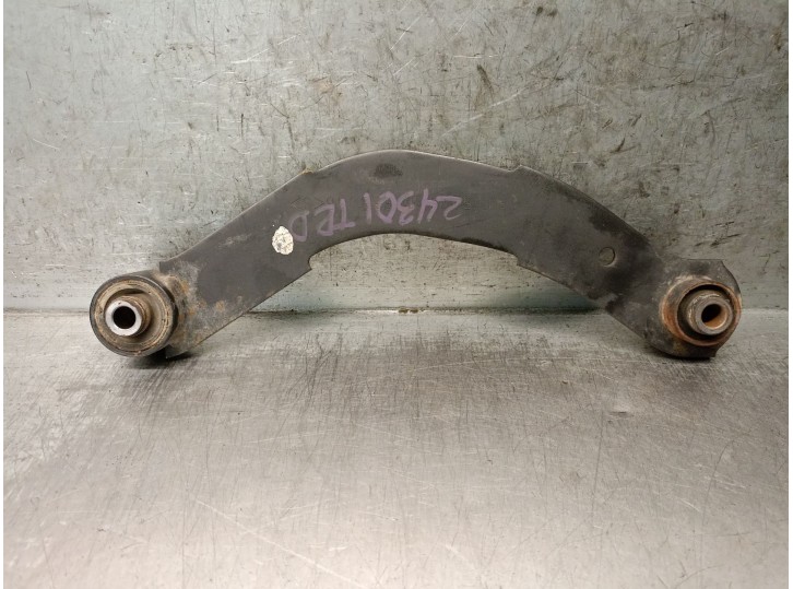 Recambio de brazo suspension superior trasero derecho para dodge caliber 2.0 crd referencia OEM IAM 05105271D 