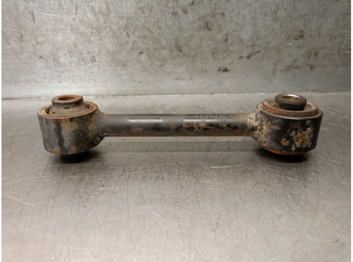 Recambio de tirante trasero derecho para dodge caliber 2.0 crd referencia OEM IAM 5105270AA 5105270AA 