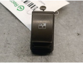 Recambio de mando elevalunas delantero derecho para fiat idea van (350_) 1.4 (350bxa1a) referencia OEM IAM 735363957 735363957 