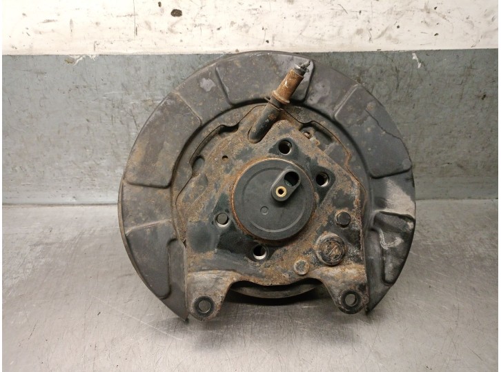 Recambio de mangueta trasera derecha para dodge caliber 2.0 crd referencia OEM IAM 5105719AB 5105719AB 